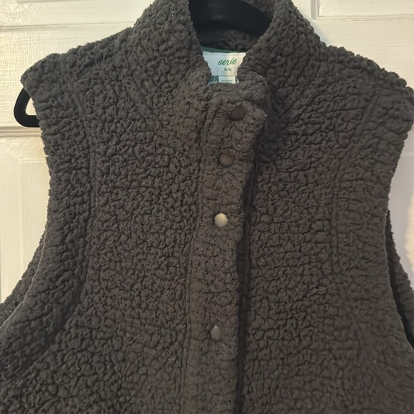 Aerie Cloud Sherpa Vest Flannel Button up with Pockets Size Medium Gray - Picture 3 of 12